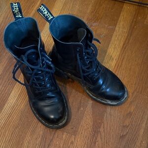 Dr Martens lace up black leather boots with heels